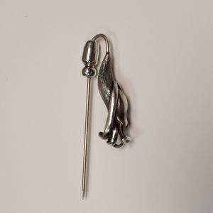 Mignon Faget Lilly Pin